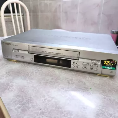 Видеомагнитофон Panasonic NV-SJ205 — на запчасти или ремонт