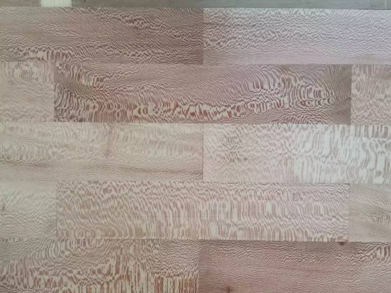 Продам паркет штучный эксклюзивный.Супер паркет.