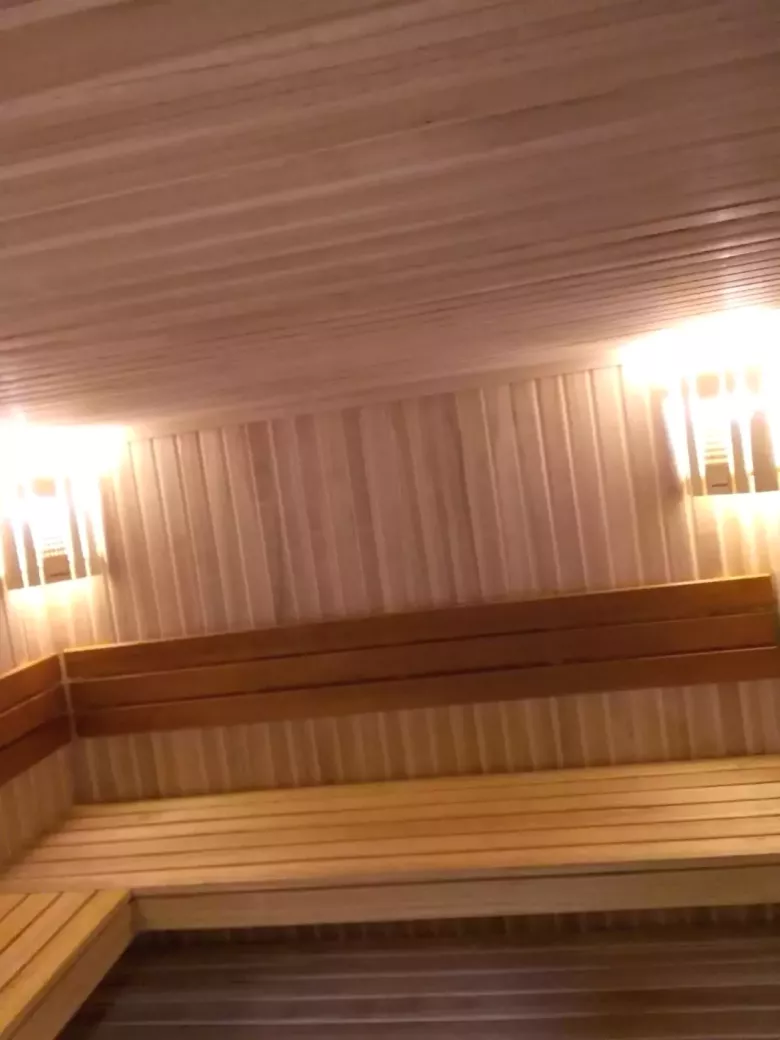 Вагонка и полок из павловнии для сауны. Супер сауна.
