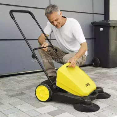 Подметальная машина (Свипер) механическая Karcher S 650