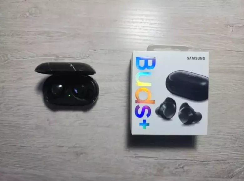 Наушники Galaxy Buds plus