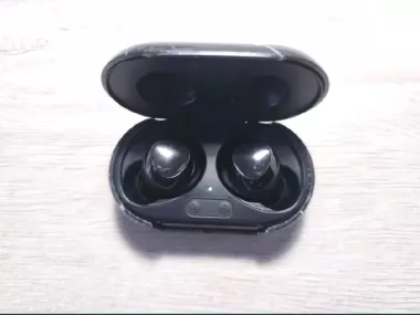 Наушники Galaxy Buds plus