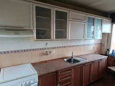 кухонный гарнитур б/у с плитой