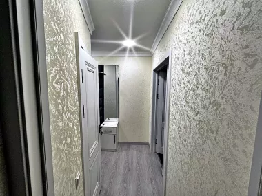 Массив; Ялангач. (Эко- Базар). Евро квартира.