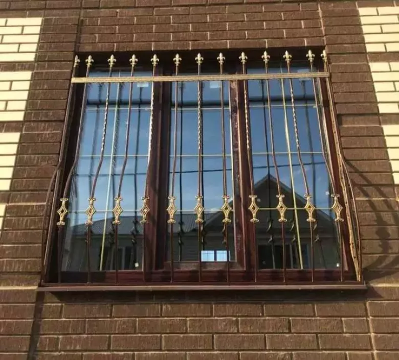 Изготовление решетки на окна, козырьки,навесы