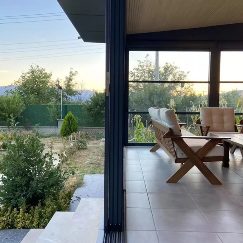 Gilyotin shisha tizimi Гильотина стеклянная система Остекление