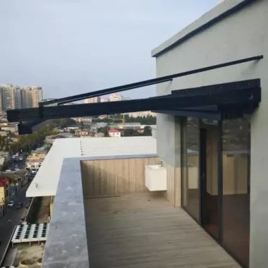 Motorli to'xtatilgan pergola tizimi Подвесная система перголы автомат