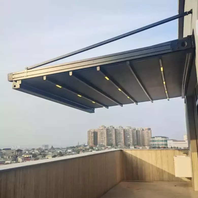 Motorli to'xtatilgan pergola tizimi Подвесная система перголы автомат