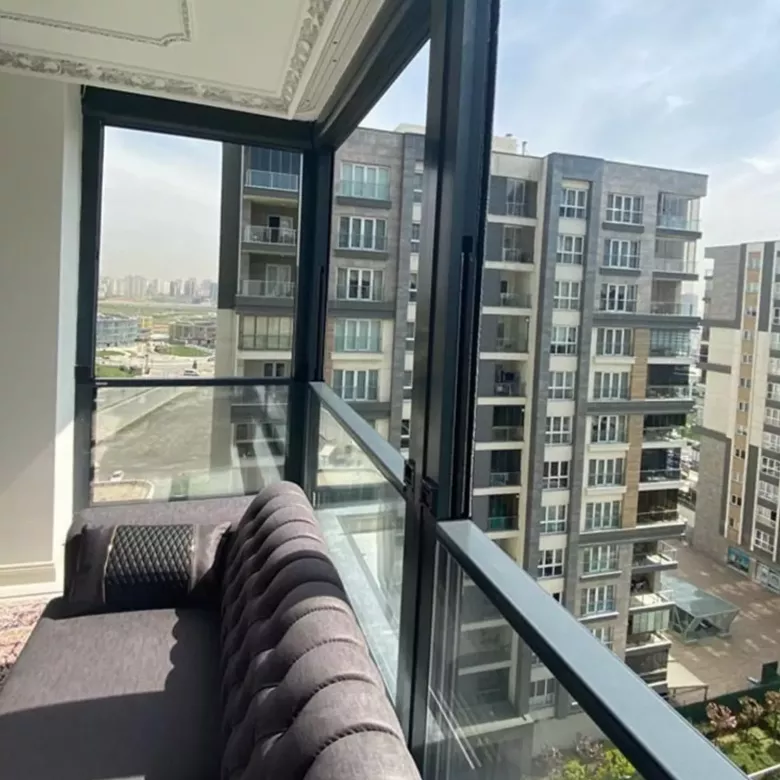 Gilyotin shisha tizimi Гильотина стеклянная система Остекление