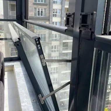 Gilyotin shisha tizimi Гильотина стеклянная система Остекление