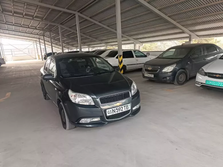 продаю срочно торг уместен