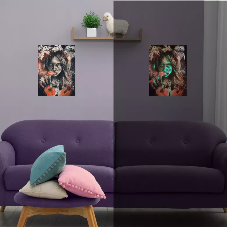 Светящаяся картина: " Защити меня от лукавого."