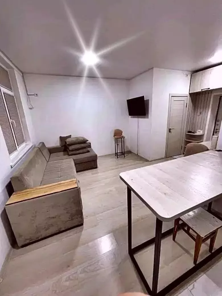 Ташкент . Parkent Plasa. Новострой. Евро квартира с полной,современной обстановк