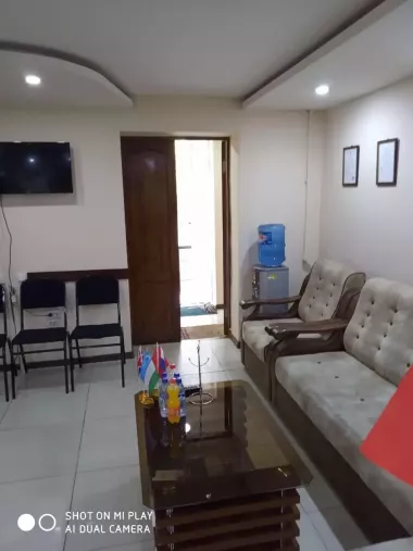 55 кв м неж фонд Новомосковская , 1 эт вдоль дороги , внутри квартала.