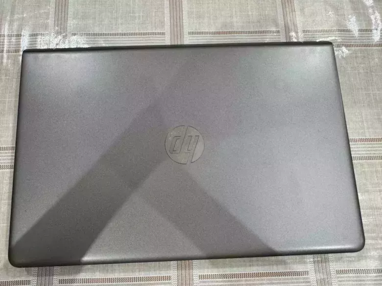 Срочно продам Ноутбук HP Pavilion 15 в отличном состоянии