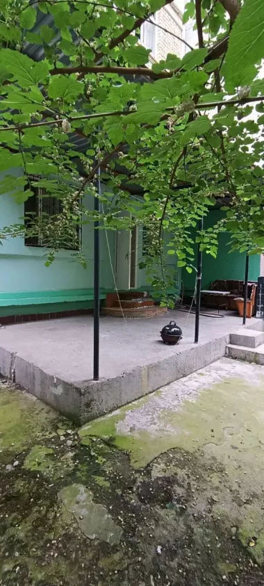 СДАЁТСЯ КВАРТИРА: 4-Х КОМНАТНАЯ (УДВОЕННЫЙ ЗАЛ). На длительный срок.