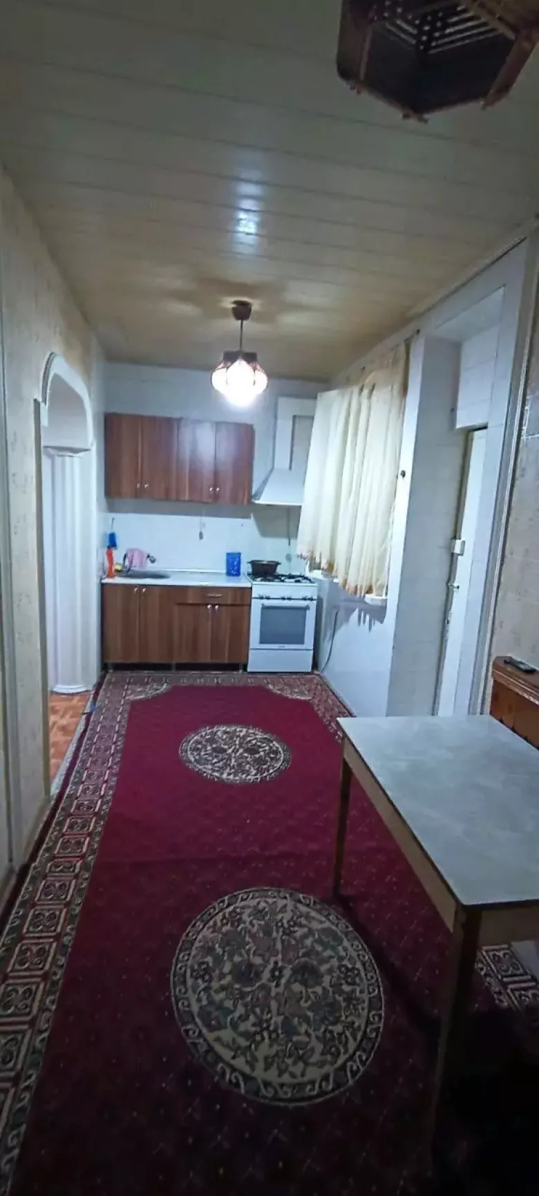 СДАЁТСЯ КВАРТИРА: 4-Х КОМНАТНАЯ (УДВОЕННЫЙ ЗАЛ). На длительный срок.