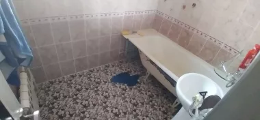 Сдаю квартиру 2³/2/4 Хумаюн Геофизика НИИ Нейрохирургии