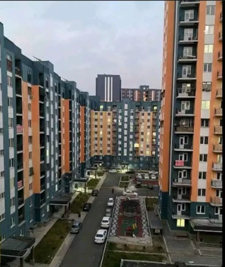 Продаётся 2-комнатная квартира в ЖК Musaffo Maskan (Бектемир) Район: Бектемир