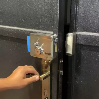 Установка камер и домофонов HIKVISION