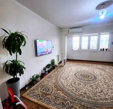 Центр | Шайхантахур | Ц-13 | Лабзак | Урда | Парк Лакоматив 3-комнатная квартира