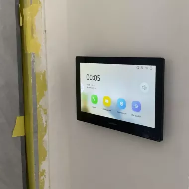 Установка камер и домофонов HIKVISION