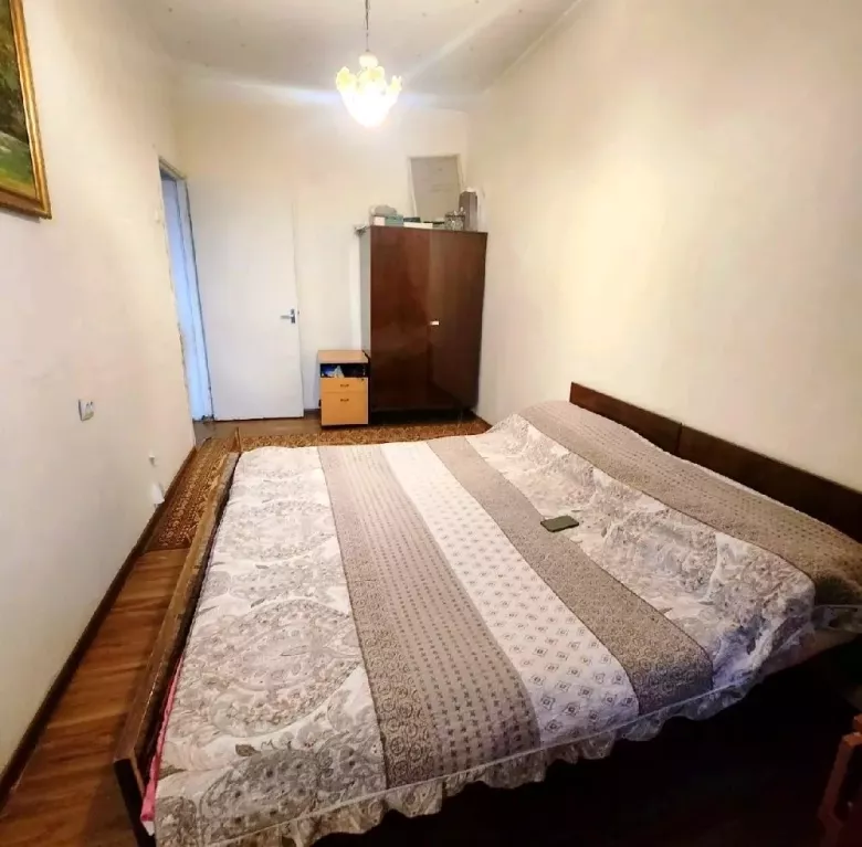 Центр | Шайхантахур | Ц-13 | Лабзак | Урда | Парк Лакоматив 3-комнатная квартира