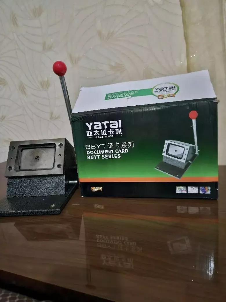 Резак для Визиток Yatai — 2/4