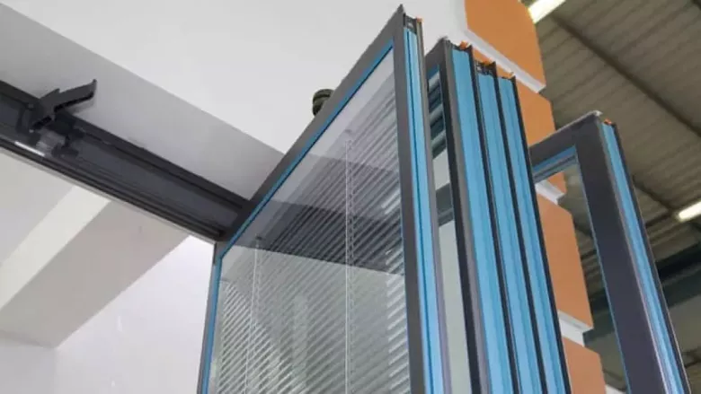 buklanuvchi shishapaket balkon складное остекление балкона стеклопакет — 4/8