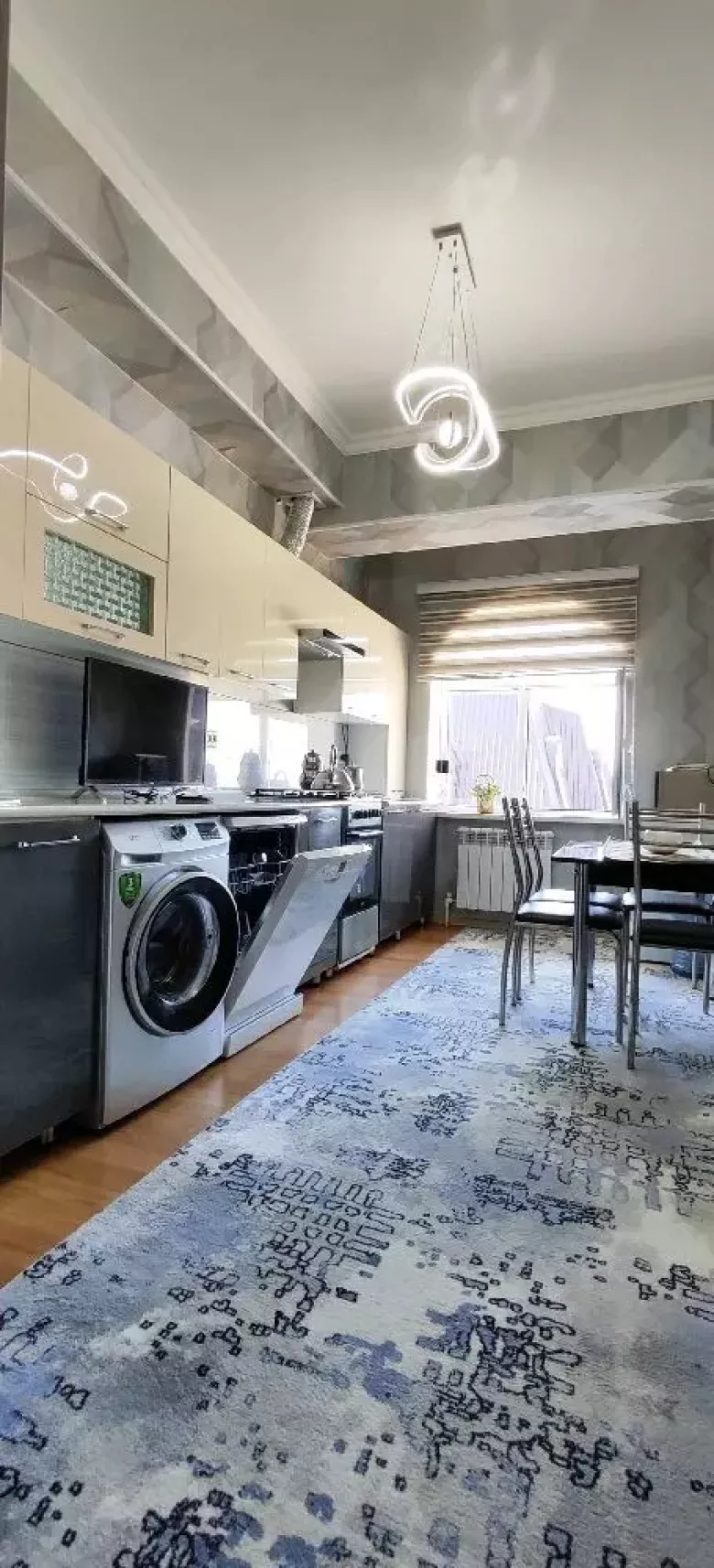 Центр | Метро | Парк | Набережная | Новостройка | 2-комнатная квартира — 1/6