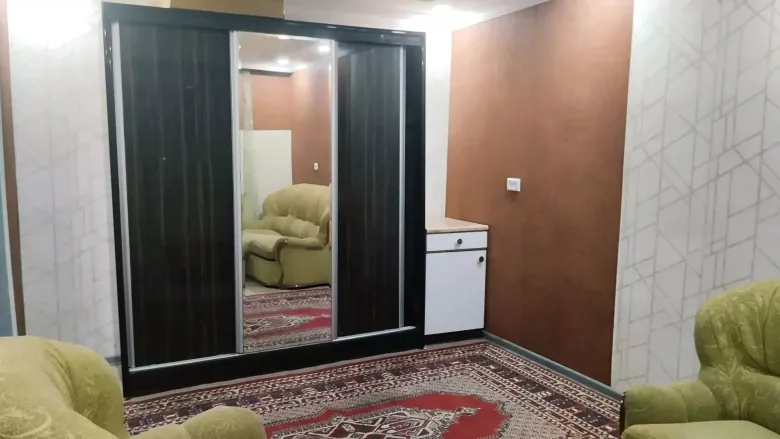 сдам свою 1/5/5 квартиру,М.горький — 1/7