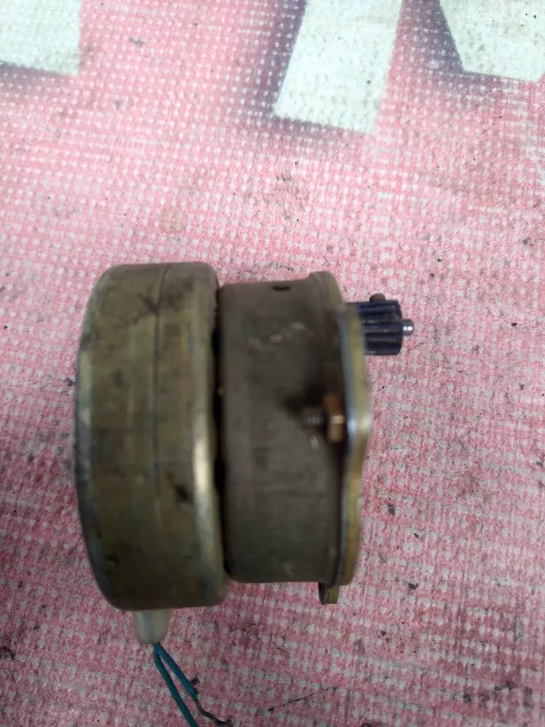 мотор малооборотистый — 1/4