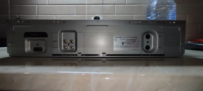 Видеомагнитофон Panasonic NV-MV40 4-Head. Made In Japan! — 2/4