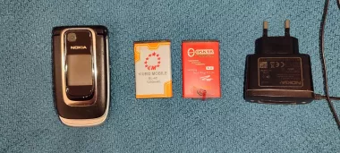 Мобильный телефон. Nokia 6131 — 3/3