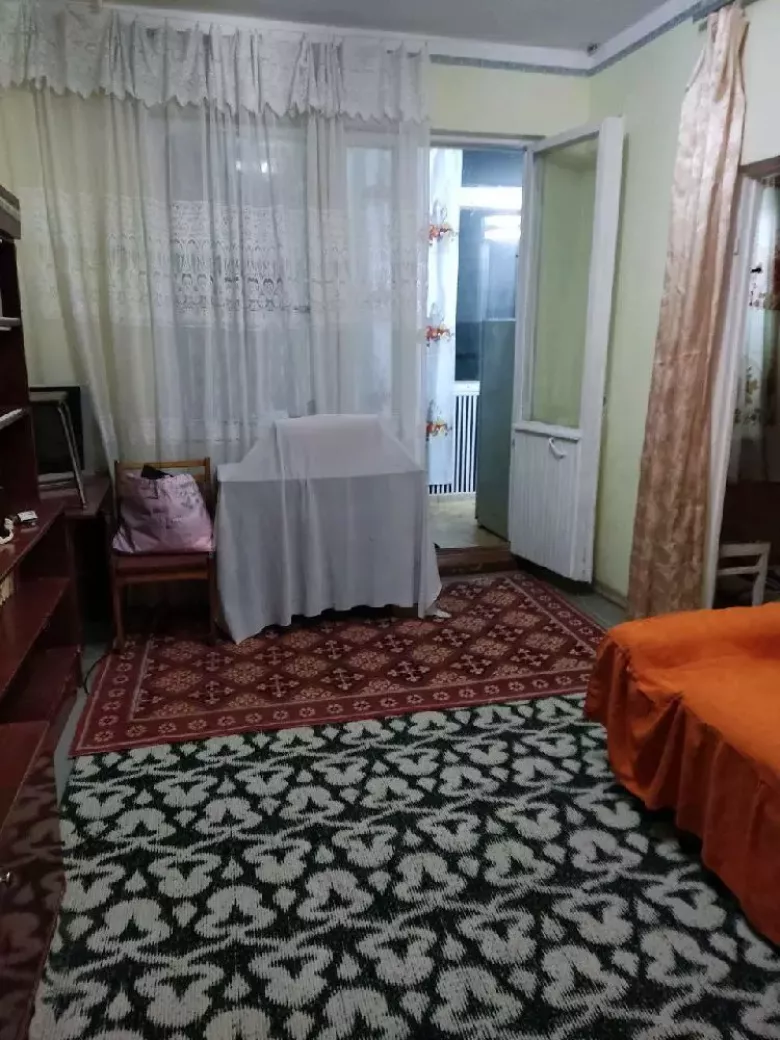 Аренда Чиланзар 16. 1комнатная в 2х/2этаж/4 — 6/6