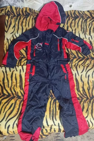 Зимний комбинезон для мальчика