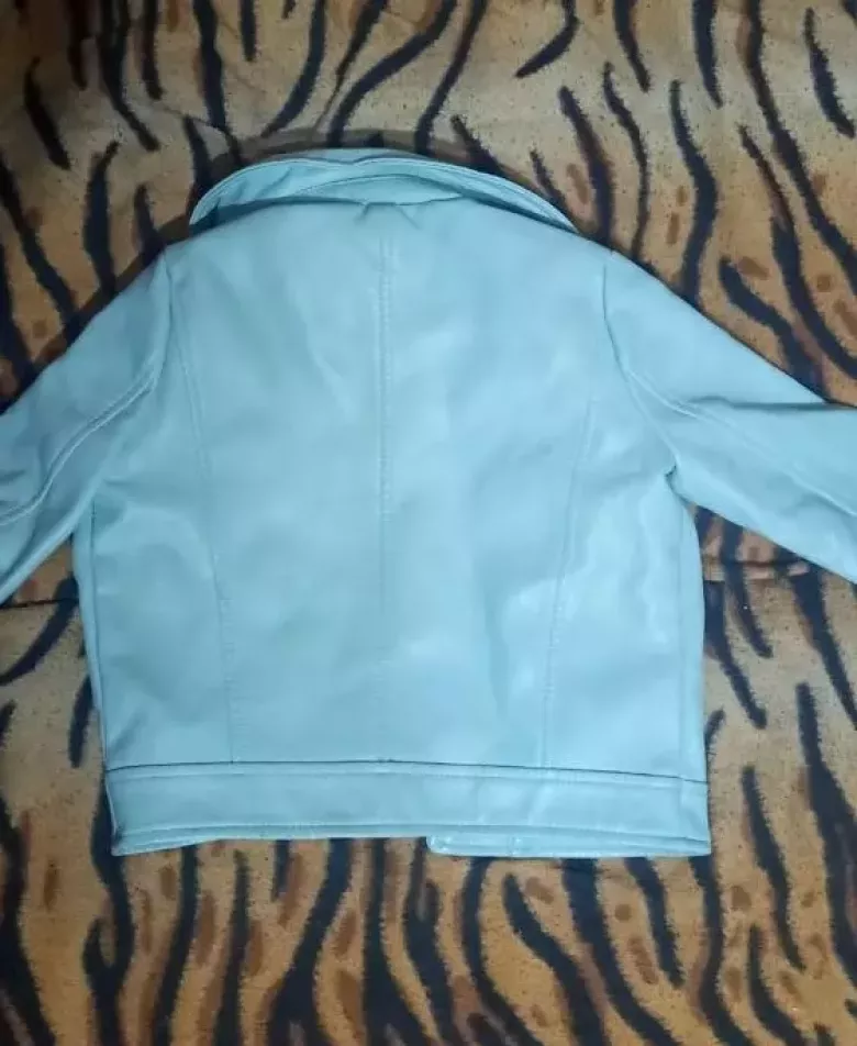 Кожаная куртка для девочки 3-4 года — 2/3