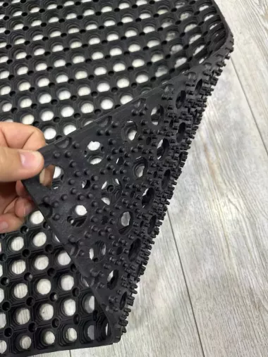 грязезащитный резиновый коврик ячеистой структуры — 7/8