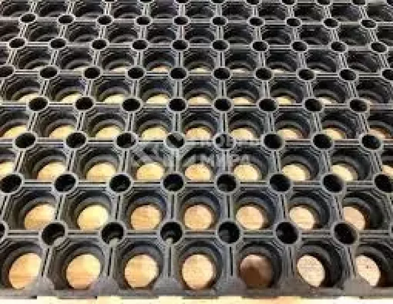 грязезащитный резиновый коврик ячеистой структуры — 2/8