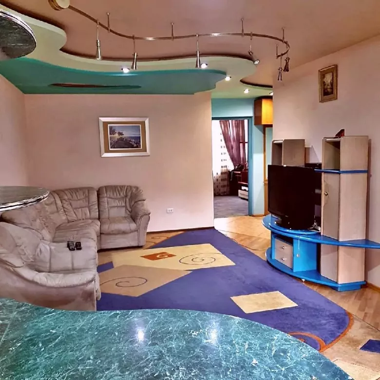 массив Фируза. Эко Базар. 2х комнатная. — 1/8