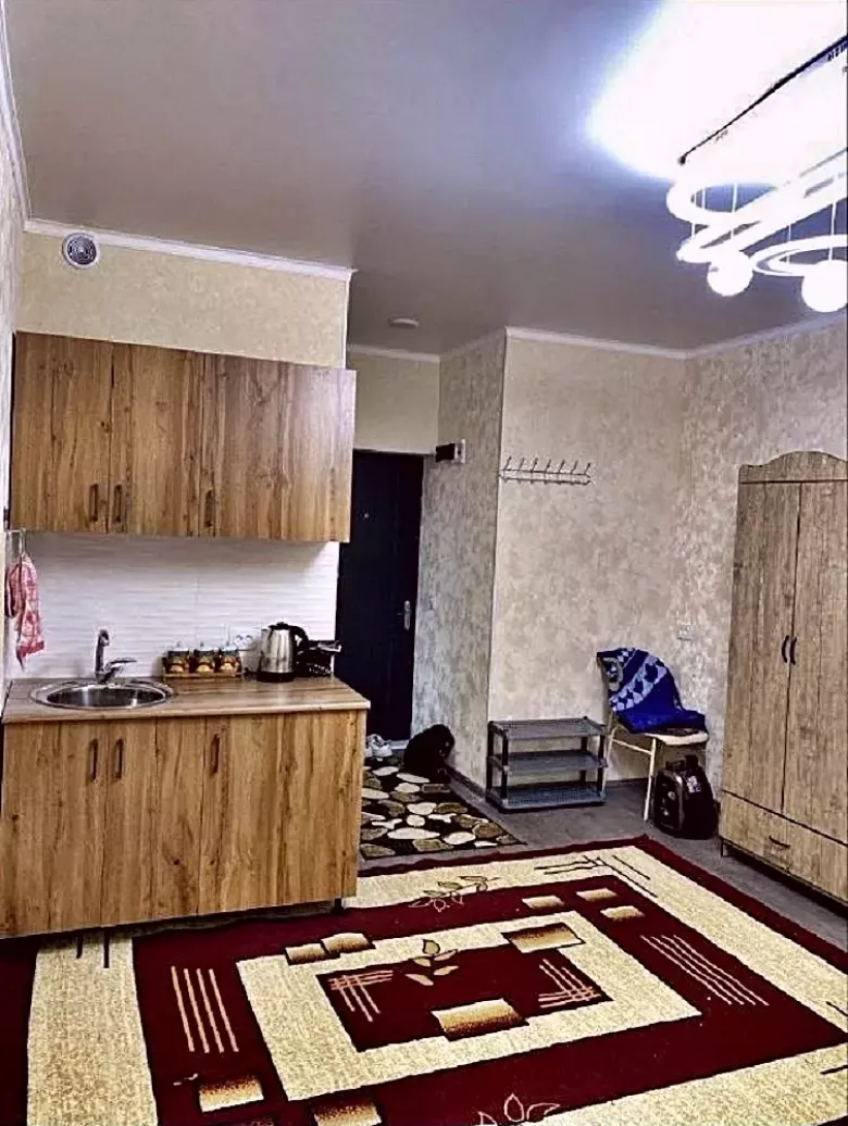 метро: Buyuk Ipak Yo‘li. (Горького). Студия. — 5/8