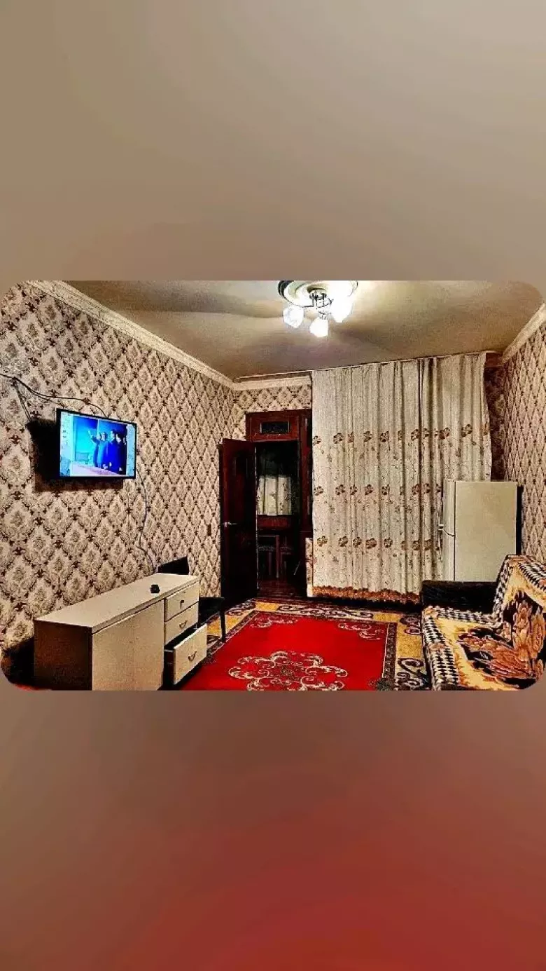 ТТЗ-1. Парк Локомотив. 2х комнатная. Хорошая квартира с полной обстановкой. — 1/9