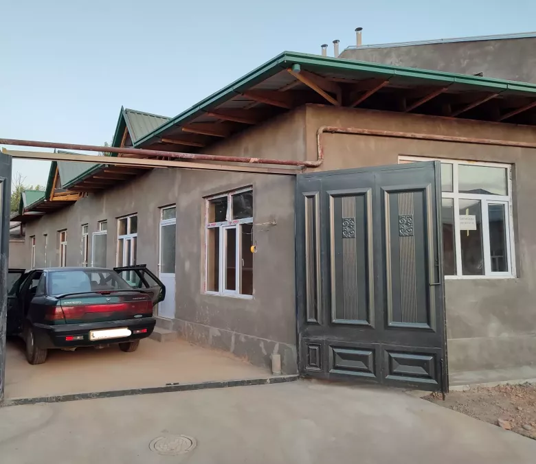 Сотилади янги курилган уй Абдурахмонов кучаси 5 хона — 1/10