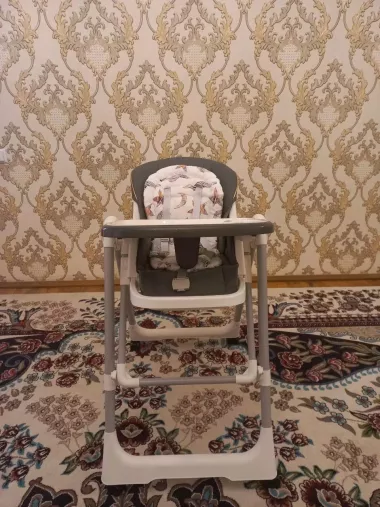 beshik yengi ichidi ustidi bezaklari bilan birga, sovg'aga stulik kormyashka — 3/4
