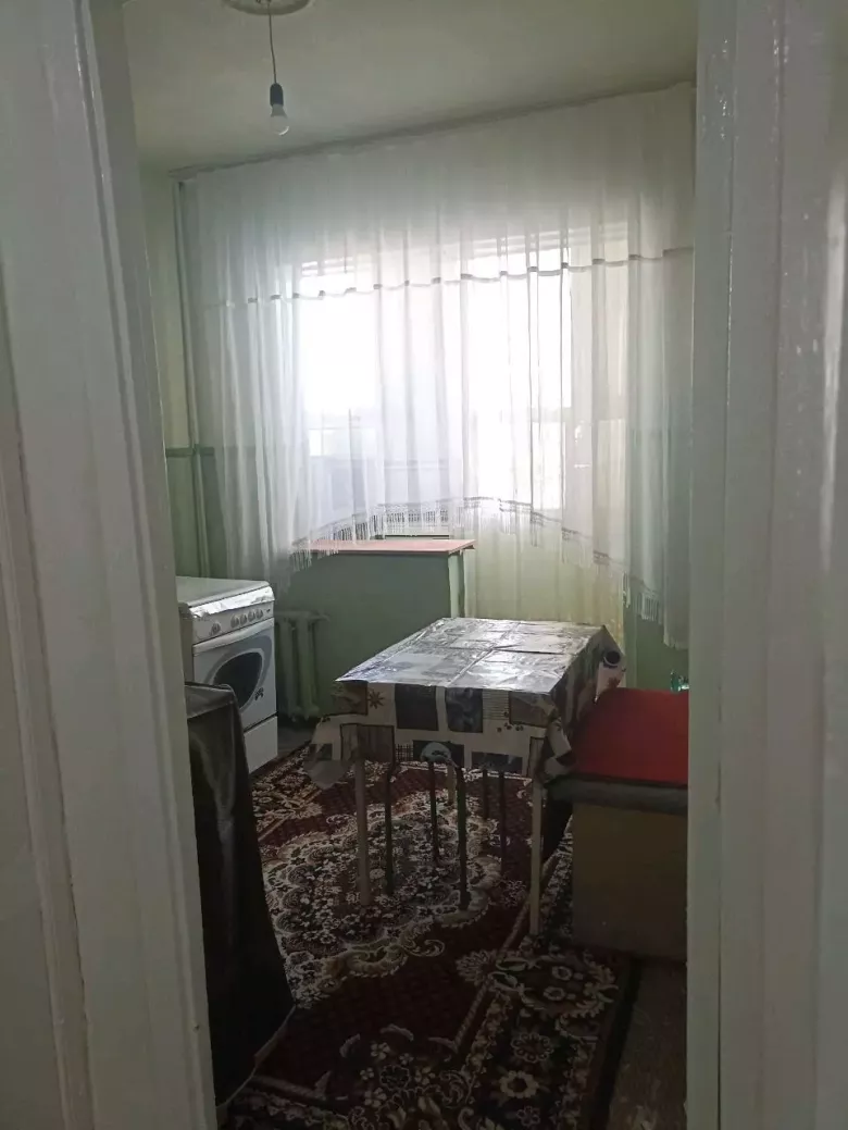 Сдаю квартиру 2/8/9 Чорсу "Версаль" — 5/7