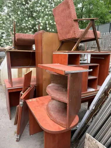 Продаётся офисная мебель Б/У