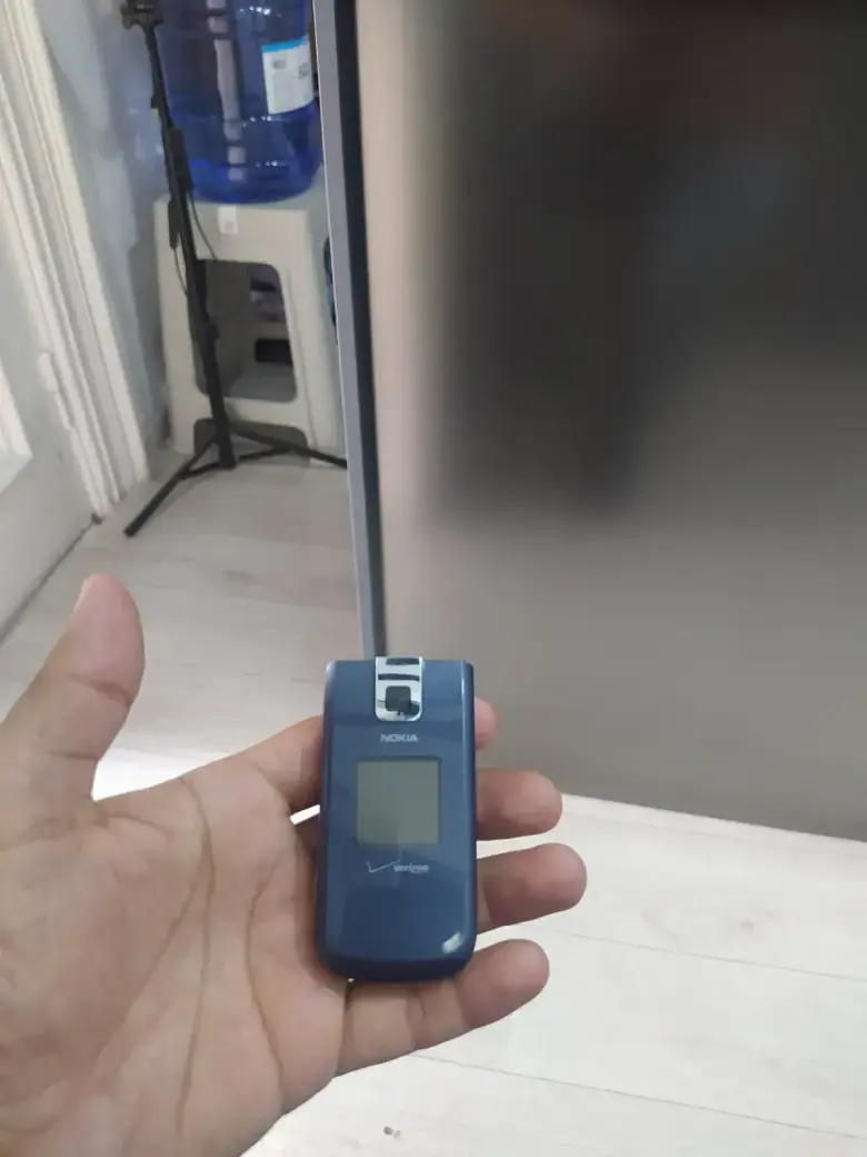 Knopkali telefon Nokia 6205 perfectum — 4/4