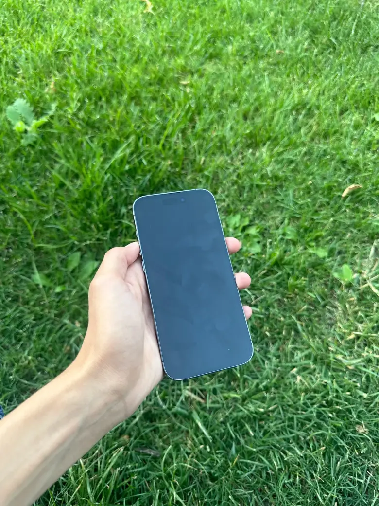 IPhone 14 Pro — 2/6