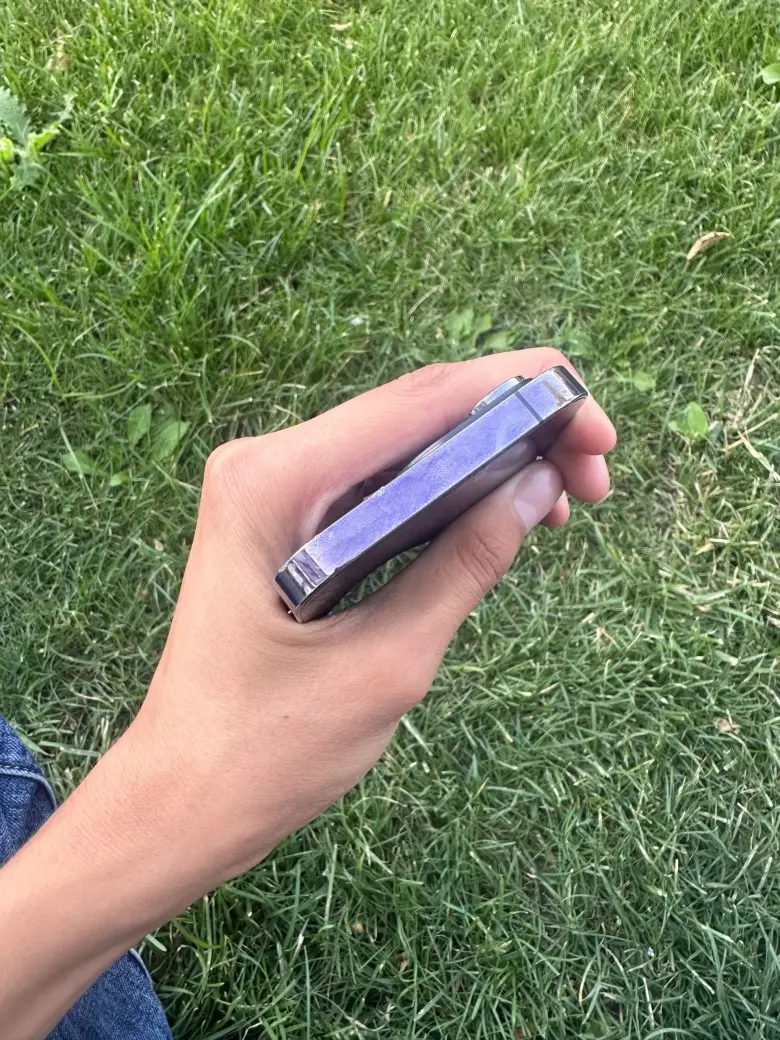 IPhone 14 Pro — 4/6