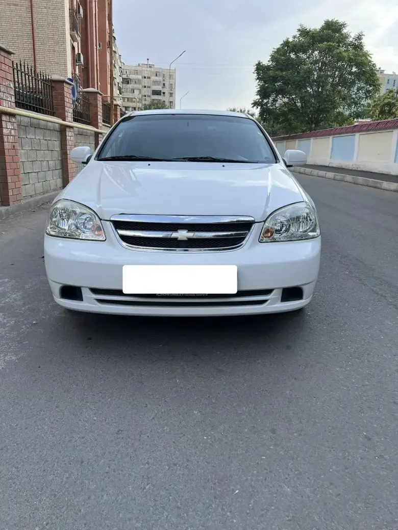 CHEVROLET LACETTI 1.8 MT, 2013 г./один хозяин с салона/Без окрасов/Без метана — 3/8
